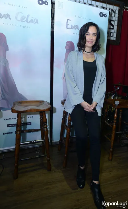 Foto Sophia Latjuba