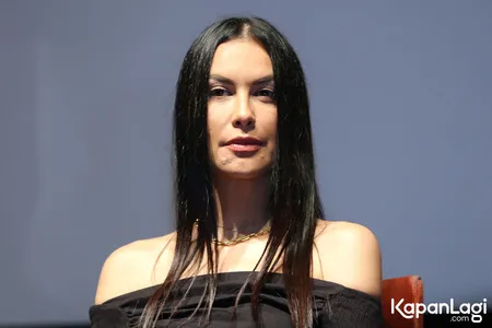 Foto Sophia Latjuba