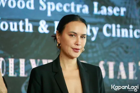 Foto Sophia Latjuba