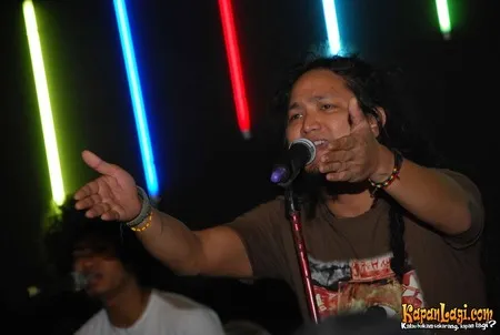 Foto Steven and The Coconut Treez