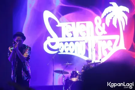 Foto Steven and The Coconut Treez