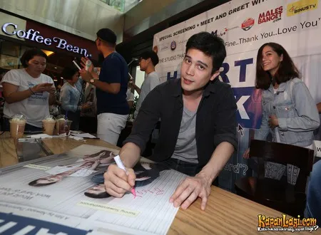 Foto Sunny Suwanmethanont