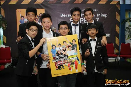 Foto Super7