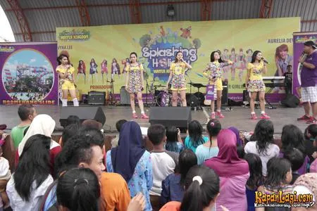 Foto Supergirlies