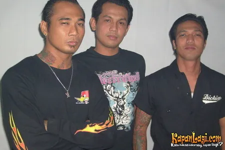 Foto Superman Is Dead