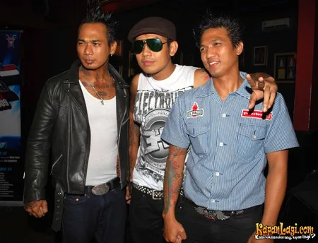 Foto Superman Is Dead