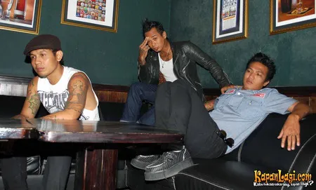 Foto Superman Is Dead