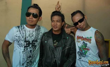 Foto Superman Is Dead