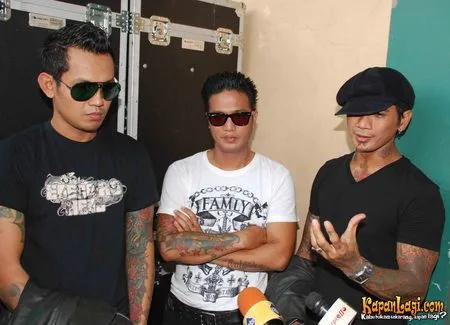 Foto Superman Is Dead