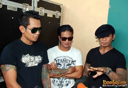 Foto Superman Is Dead