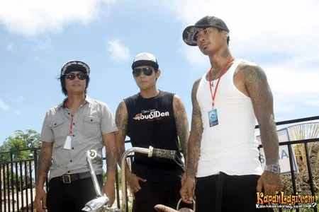 Foto Superman Is Dead