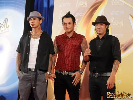 Foto Superman Is Dead