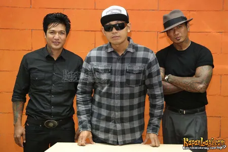 Foto Superman Is Dead