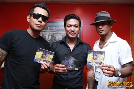 Foto Superman Is Dead