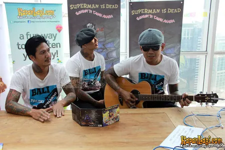 Foto Superman Is Dead