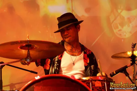 Foto Superman Is Dead