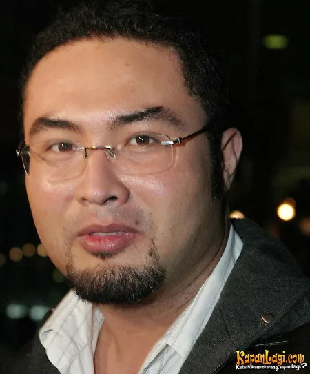Foto Surya Saputra