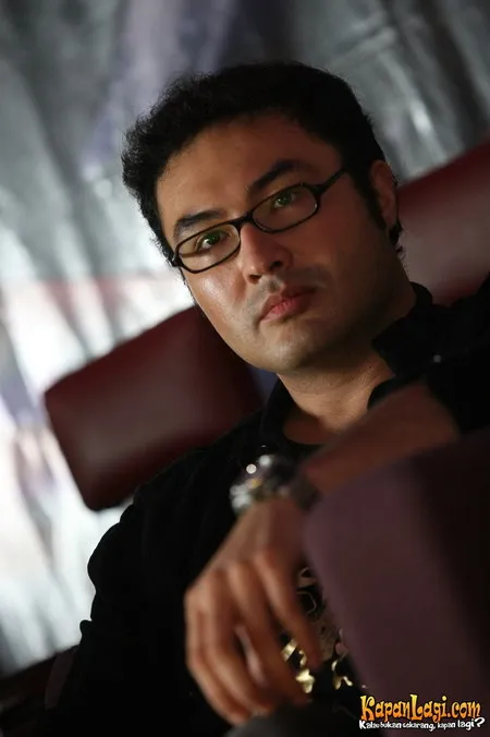 Foto Surya Saputra