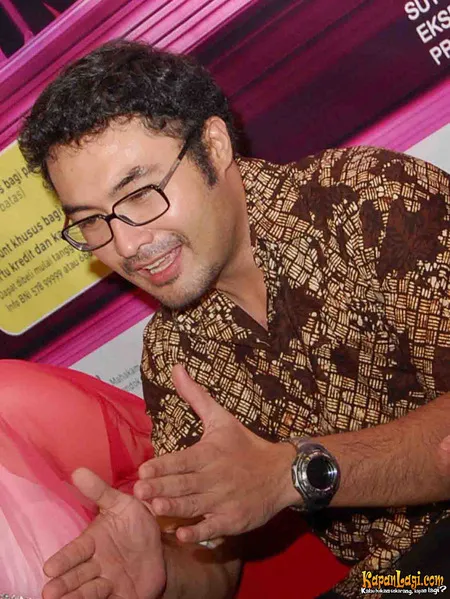 Foto Surya Saputra