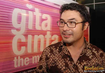 Foto Surya Saputra