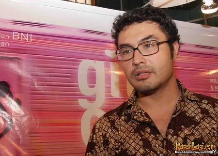 Foto Surya Saputra