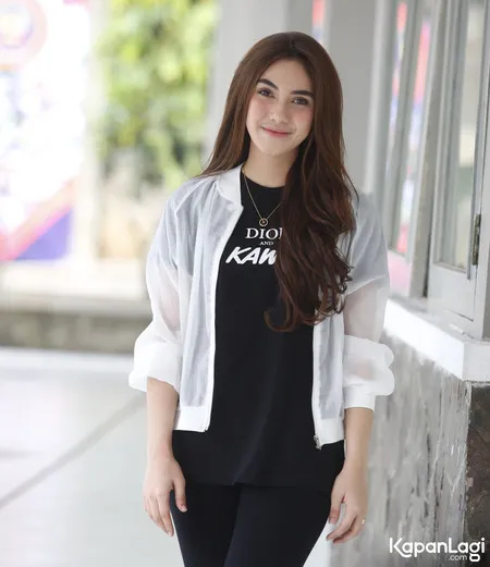 Foto Syahra Larez
