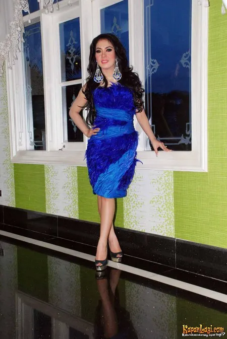 Foto Syahrini