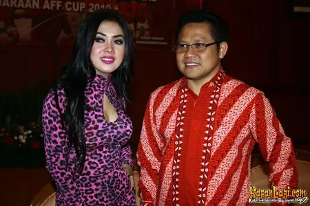 Foto Syahrini