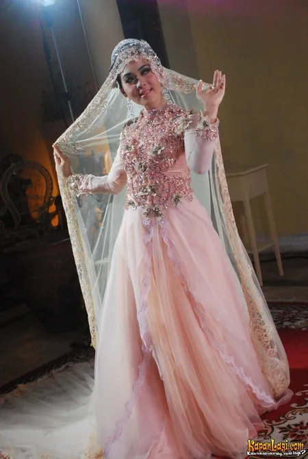 Foto Syahrini