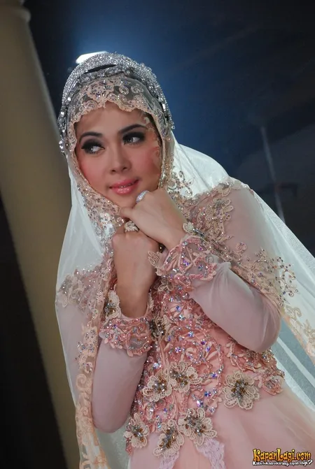 Foto Syahrini