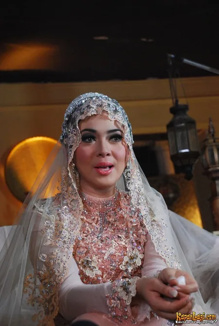 Foto Syahrini