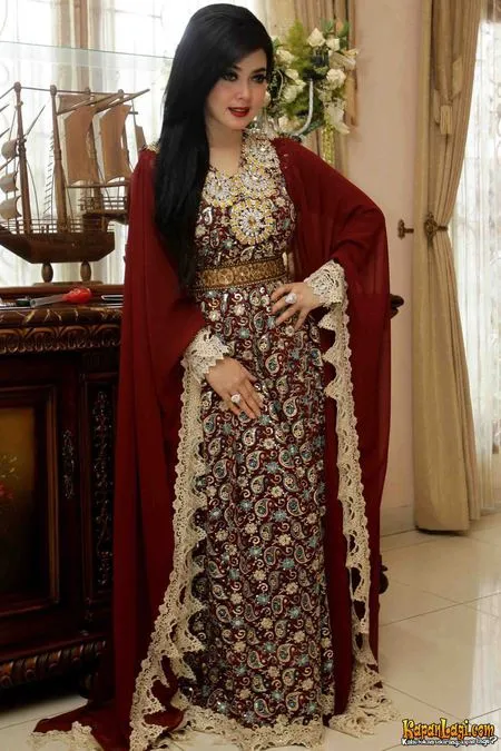 Foto Syahrini. Nomor Foto: 2536