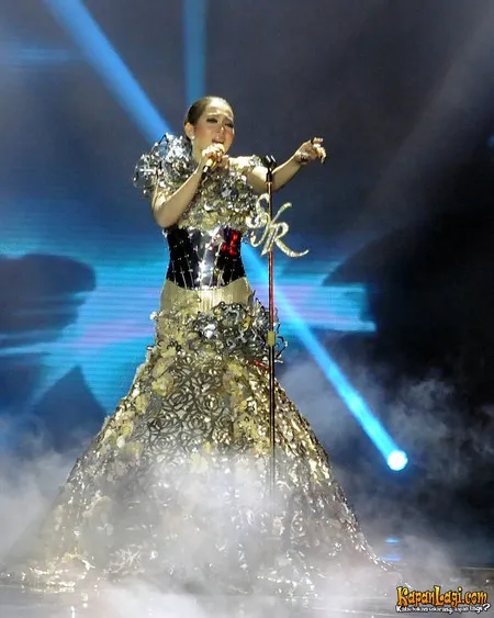 Foto Syahrini. Nomor Foto: 2891