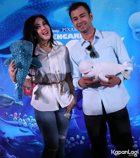 Foto Syahrini
