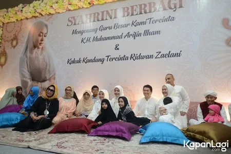 Foto Syahrini