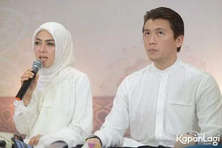 Foto Syahrini