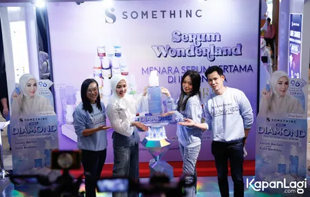 Foto Syahrini