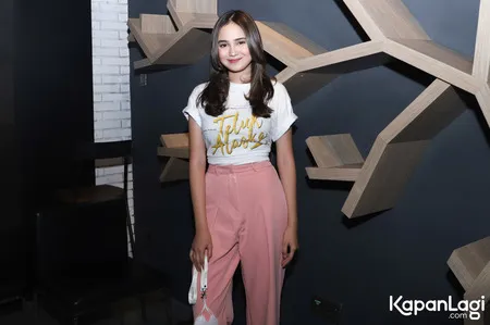 Foto Syifa Hadju