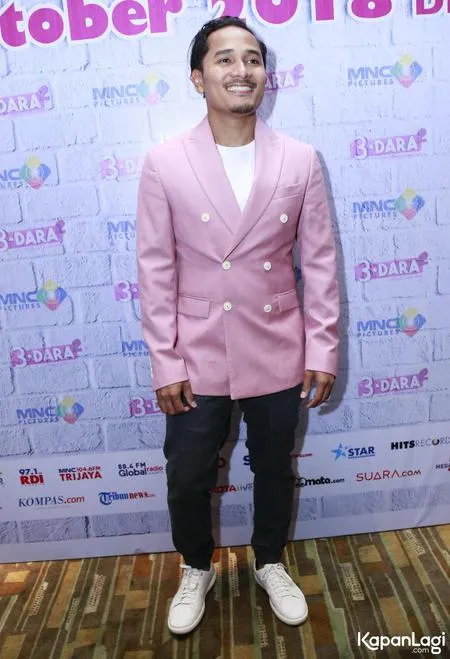 Foto Tanta Ginting
