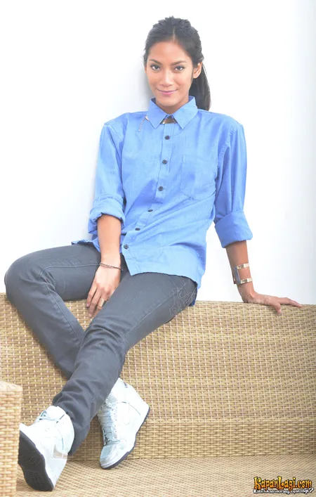 Foto Tara Basro. Nomor Foto: 133