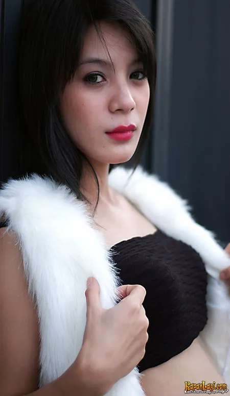 Foto Tasya Djery Emor