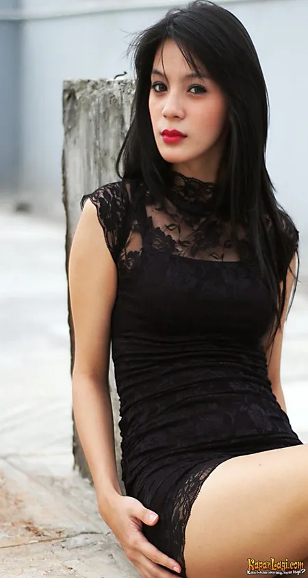 Foto Tasya Djery Emor