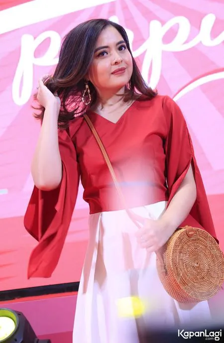 Foto Tasya Kamila