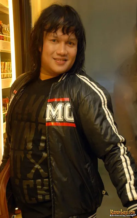 Foto Tata Liem