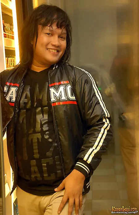 Foto Tata Liem