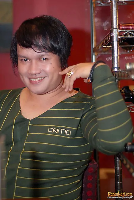 Foto Tata Liem
