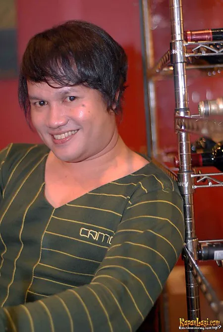 Foto Tata Liem