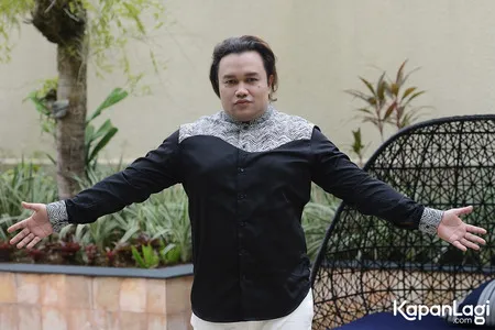 Foto Tata Liem