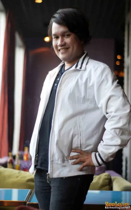 Foto Tata Liem