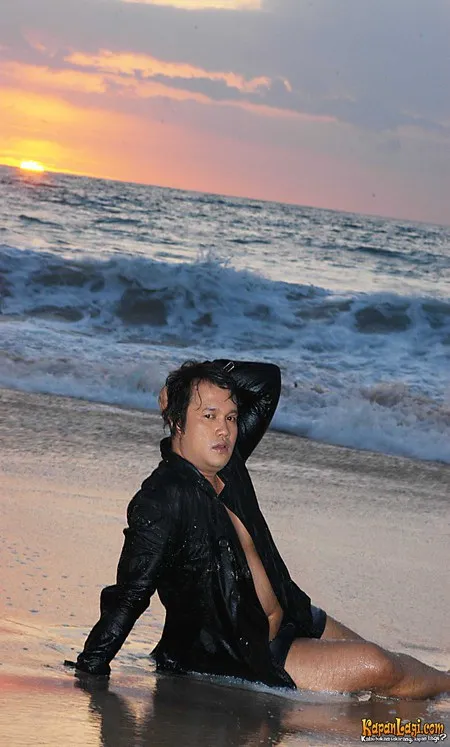 Foto Tata Liem